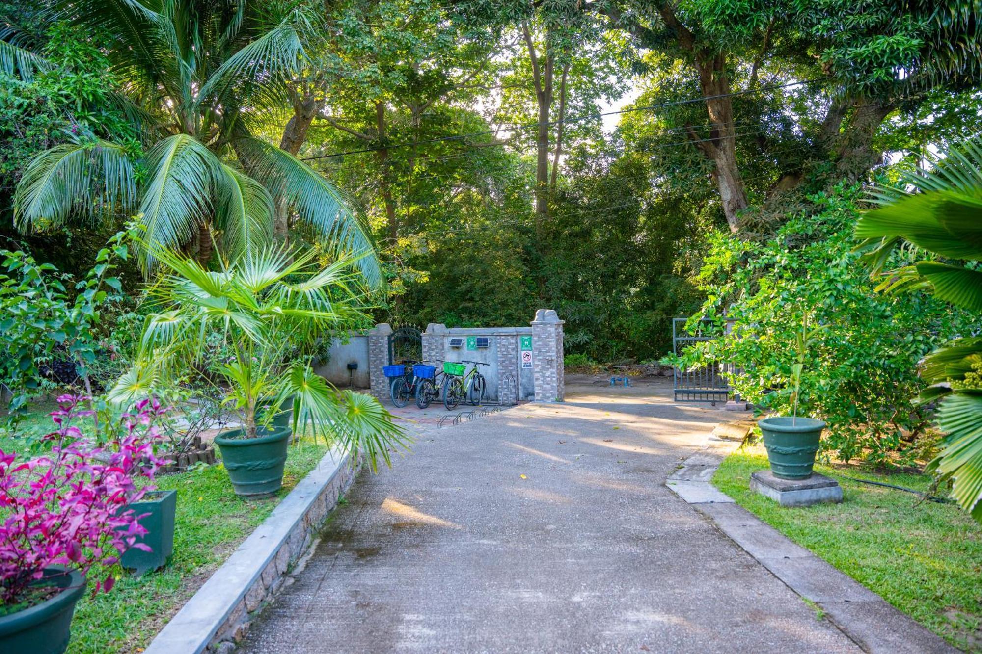 Pension Michel Villa Roche Bois La Digue Exterior foto